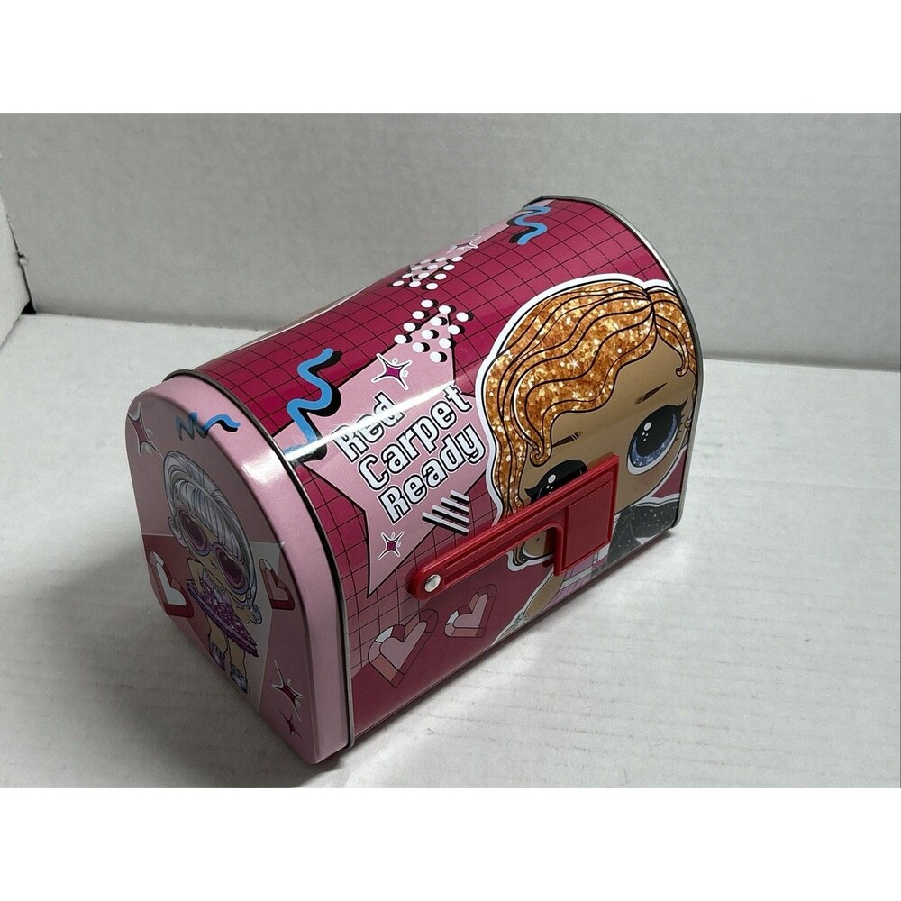 Bratz Red Carpet Ready Tin Mailbox